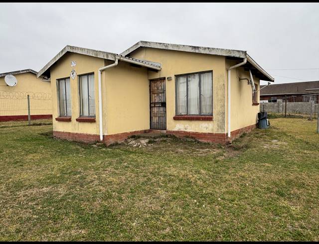 2 BEDROOM FREESTANDING TO LET IN MPOPHOMENI